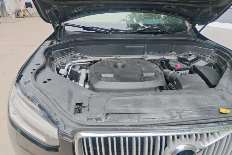 Used Volvo XC90 2018 T5 Zhiyi Edition 7-Seater Engine Bay Right