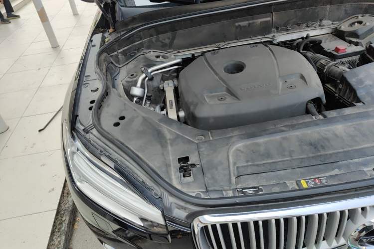 Used Volvo XC90 2018 T6 Zhiya Edition 7-seater Engine Bay Right