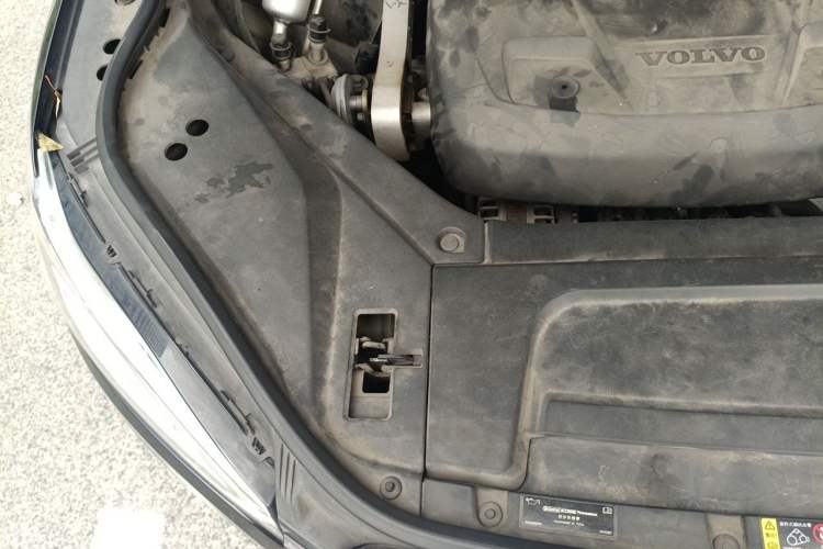 Used Volvo XC90 2018 T6 Zhiyi Edition 7-Seater Engine Bay Right