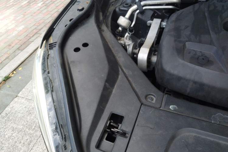Used Volvo XC90 2018 T6 Zhiya Edition 7-seater Engine Bay Right