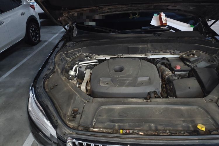 Used Volvo XC90 2018 T6 Prestige 7-Seater Engine Bay Right