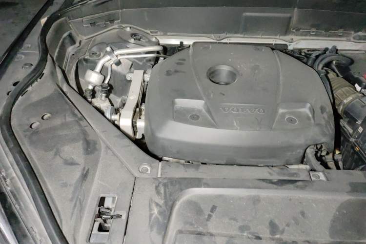 Used Volvo XC90 2018 T6 Zhiyi Edition 5-seater Engine Bay Right