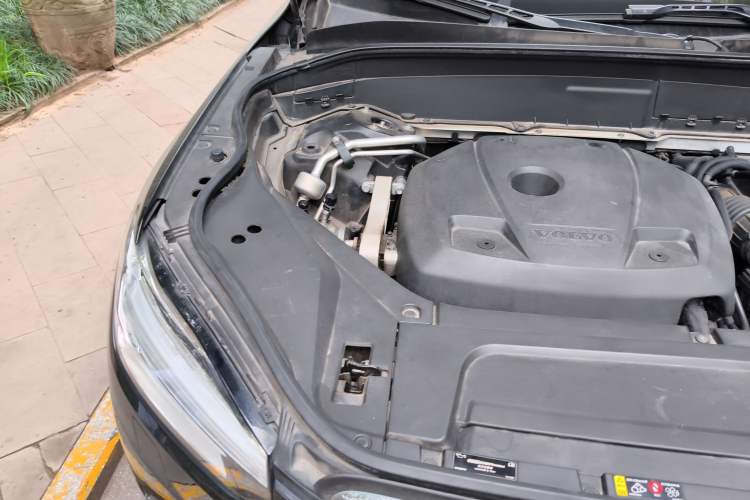Used Volvo XC90 2018 T6 Zhiya Edition 7-seater Engine Bay Right