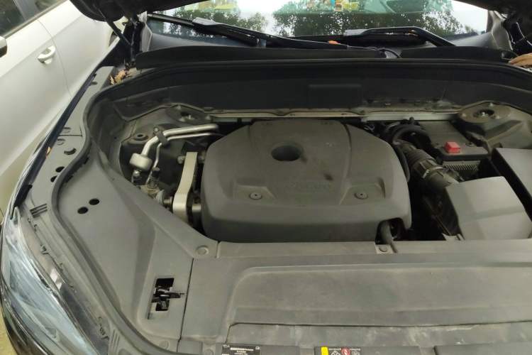 Used Volvo XC90 2018 T6 Zhiya Edition 7-seater Engine Bay Right