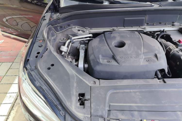 Used Volvo XC90 2018 T6 Zhiya Edition 7-seater Engine Bay Right