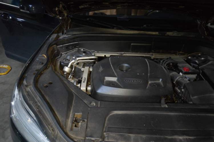 Used Volvo XC90 2018 T5 Zhiyi Edition 7-Seater Engine Bay Right