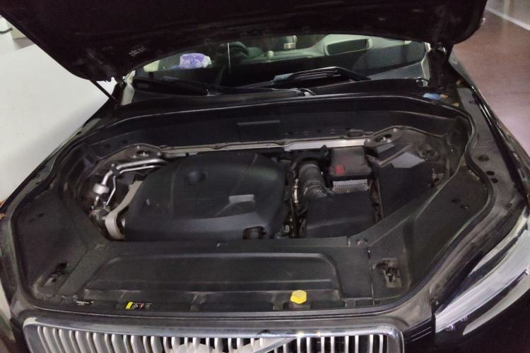 Used Volvo XC90 2018 T6 Zhiya Edition 7-seater Engine Bay
