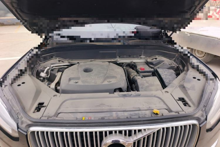Used Volvo XC90 2018 T6 Prestige 7-Seater Engine Bay