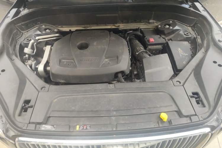 Used Volvo XC90 2018 T6 Zhiya Edition 7-seater Engine Bay