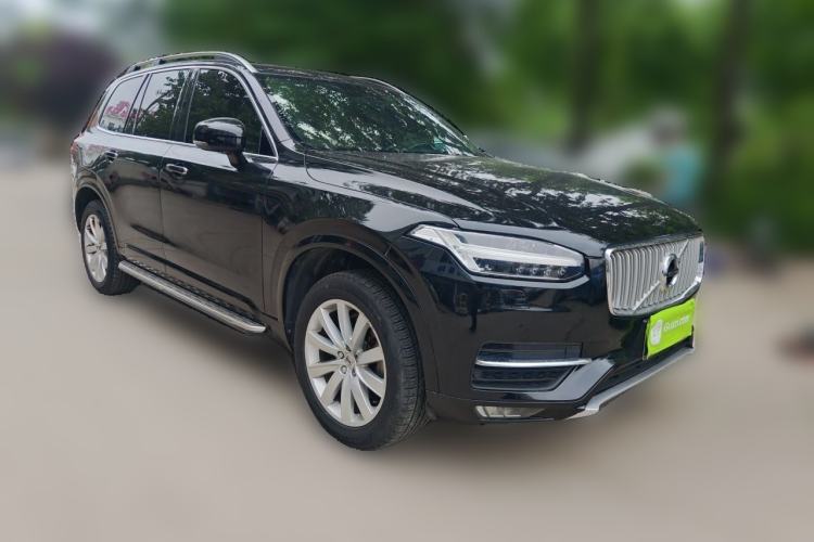 Used Volvo XC90 2018 T5 Zhiyi Edition 7-Seater Front Right 45 Deg