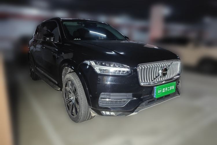 Used Volvo XC90 2018 T6 Prestige 7-Seater Front Right 45 Deg
