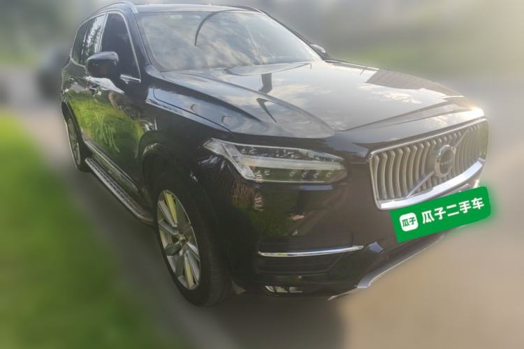Used Volvo XC90 2018 T6 Prestige 7-Seater Front Right 45 Deg
