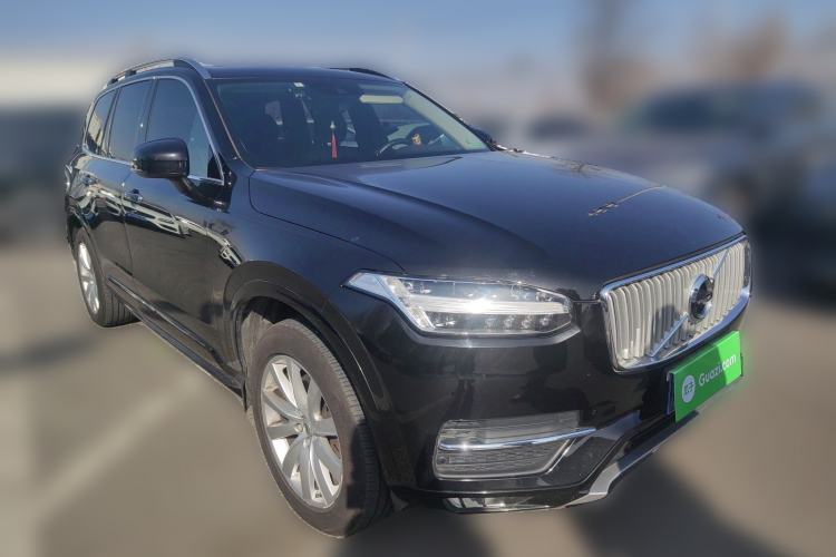 Used Volvo XC90 2018 T6 Zhiyi Edition 7-Seater Front Right 45 Deg
