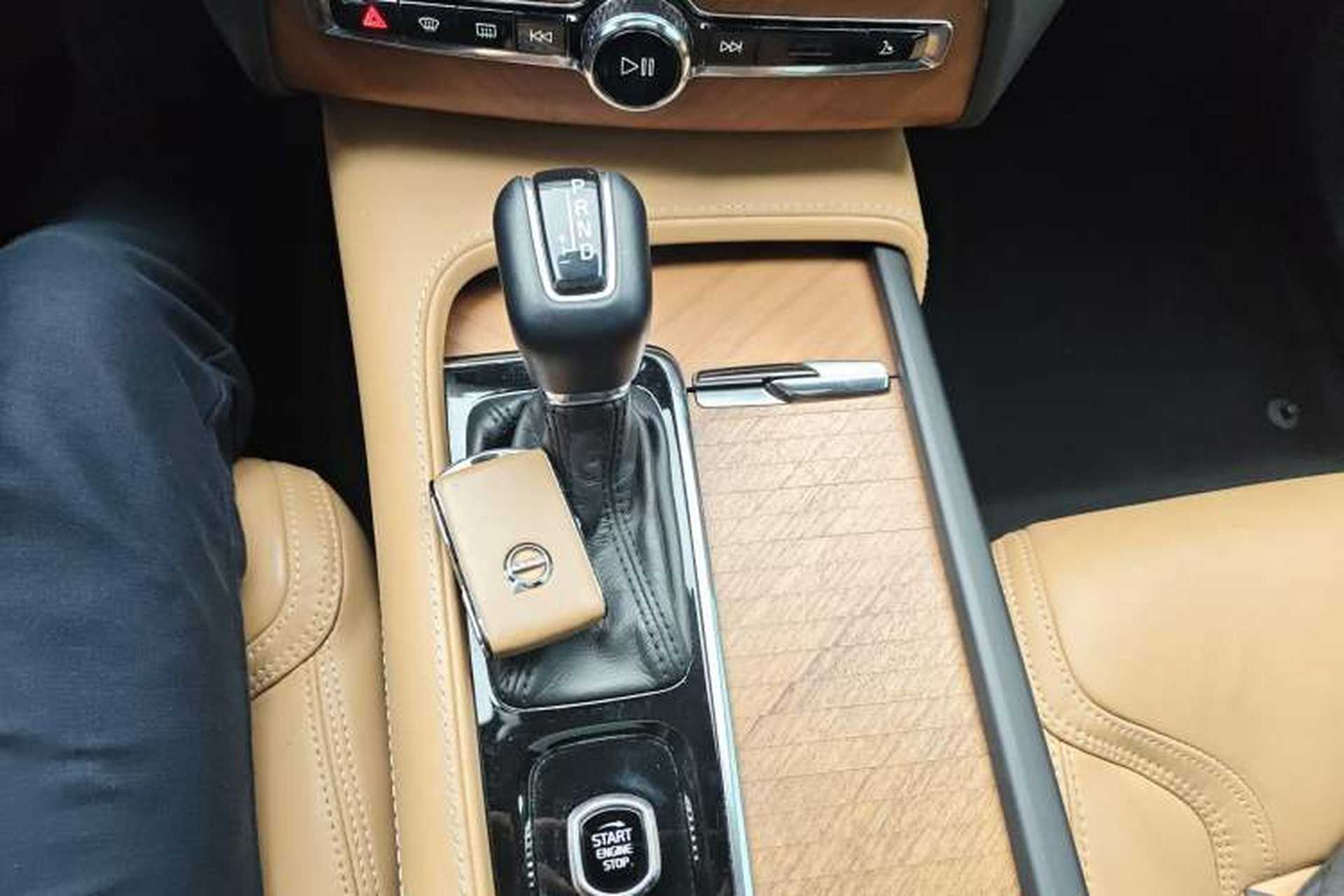 Used Volvo XC90 2018 T6 Zhiya Edition 7-seater Gear Lever