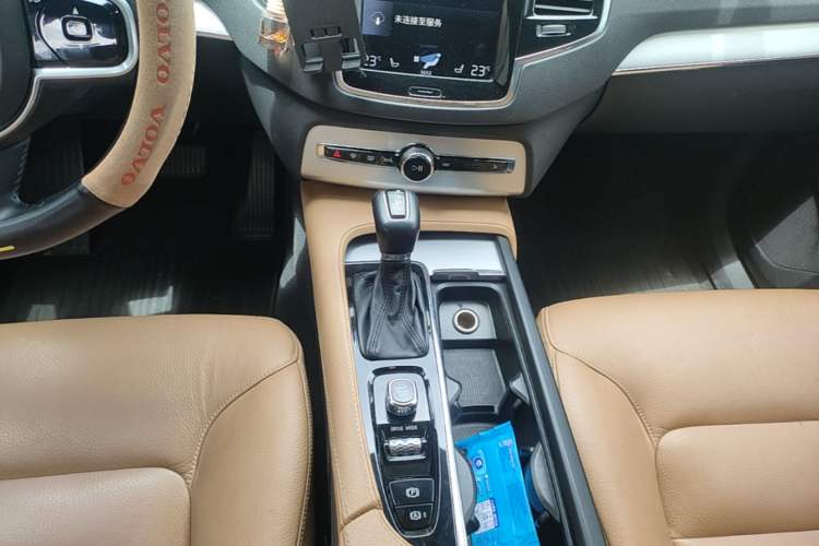 Used Volvo XC90 2018 T6 Zhiyi Edition 5-seater Gear Lever