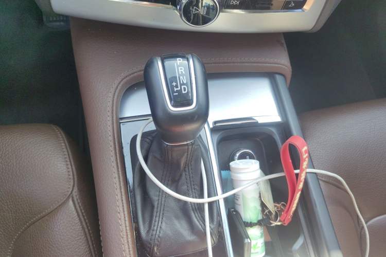 Used Volvo XC90 2018 T6 Zhiyi Edition 7-Seater Gear Lever