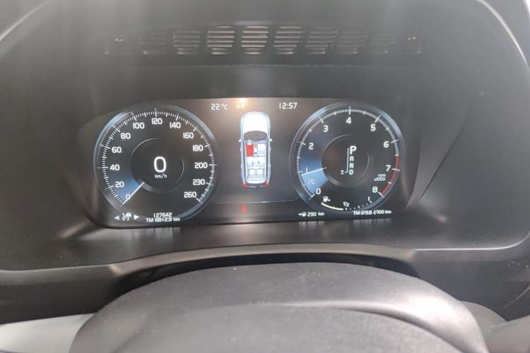 Used Volvo XC90 2018 T6 Zhiyi Edition 7-Seater Instrument Cluster