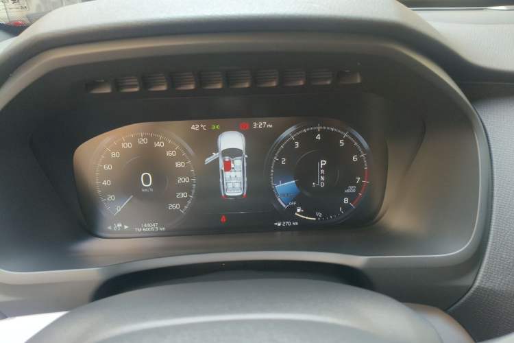 Used Volvo XC90 2018 T6 Zhiyi Edition 7-Seater Instrument Cluster