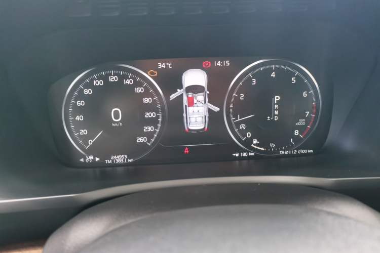 Used Volvo XC90 2018 T6 Prestige 7-Seater Instrument Cluster