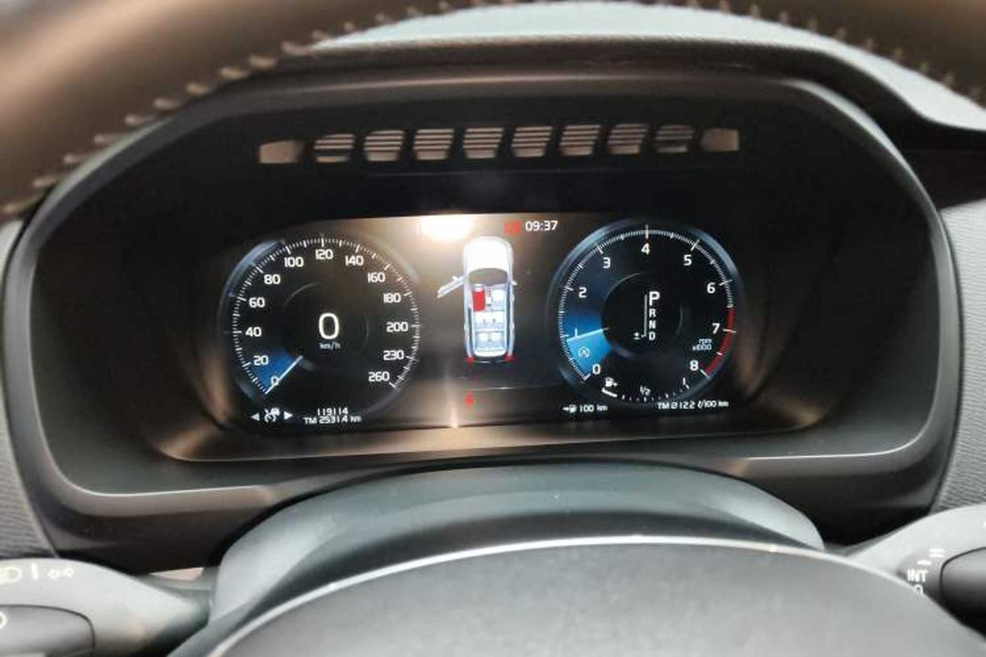 Used Volvo XC90 2018 T6 Zhiyi Edition 7-Seater Instrument Cluster