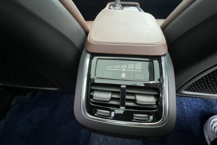 Used Volvo XC90 2018 T5 Zhiyi Edition 5-seater Interior 1