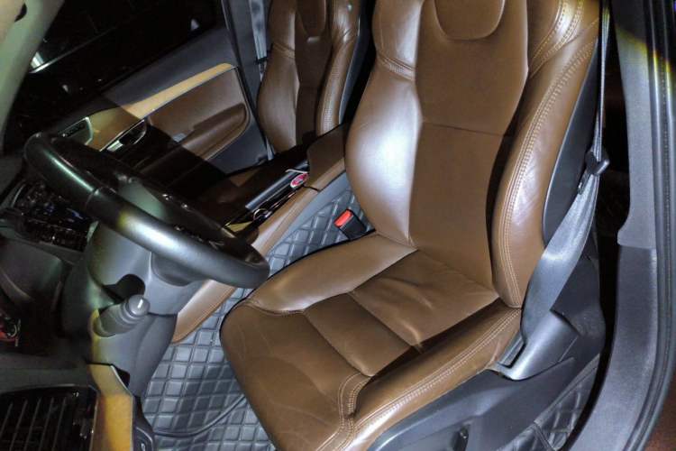 Used Volvo XC90 2018 T6 Zhiya Edition 7-seater Left Front Seat