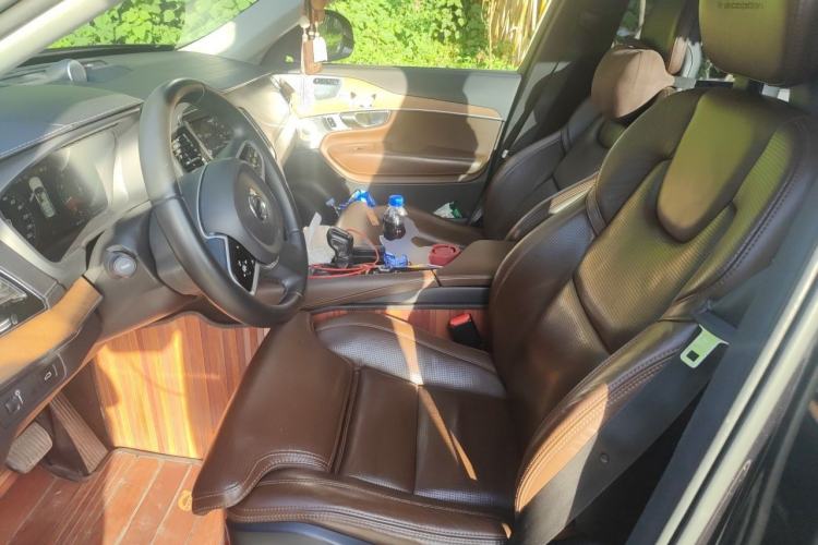 Used Volvo XC90 2018 T6 Prestige 7-Seater Left Front Seat