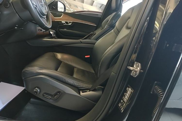 Used Volvo XC90 2018 T6 Zhiya Edition 7-seater Left Front Seat