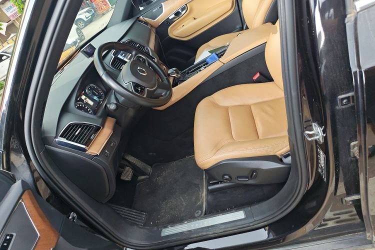 Used Volvo XC90 2018 T6 Zhiya Edition 7-seater Left Front Seat
