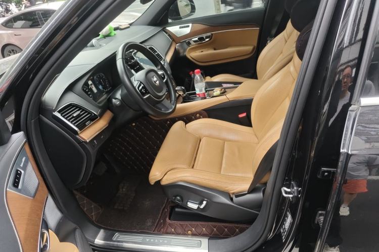 Used Volvo XC90 2018 T6 Prestige 7-Seater Left Front Seat