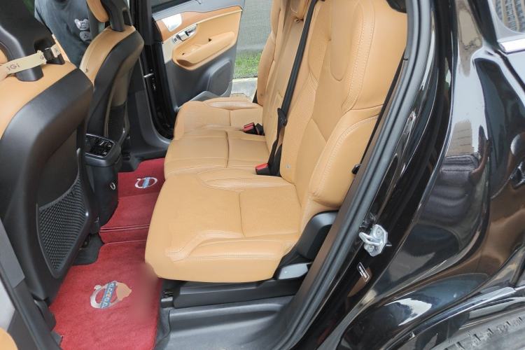 Used Volvo XC90 2018 T6 Prestige 7-Seater Left Rear Seat