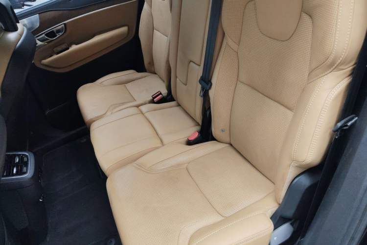 Used Volvo XC90 2018 T6 Prestige 7-Seater Left Rear Seat
