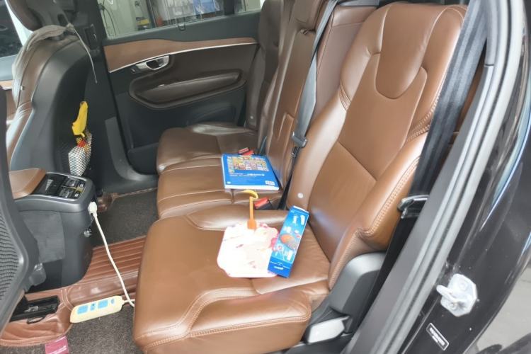 Used Volvo XC90  Left Rear Seat
