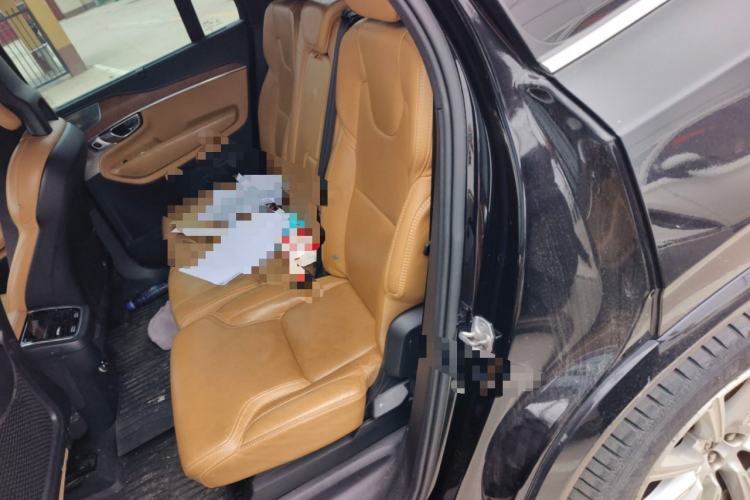 Used Volvo XC90 2018 T6 Prestige 7-Seater Left Rear Seat