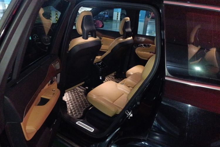 Used Volvo XC90 2018 T6 Prestige 7-Seater Left Rear Seat