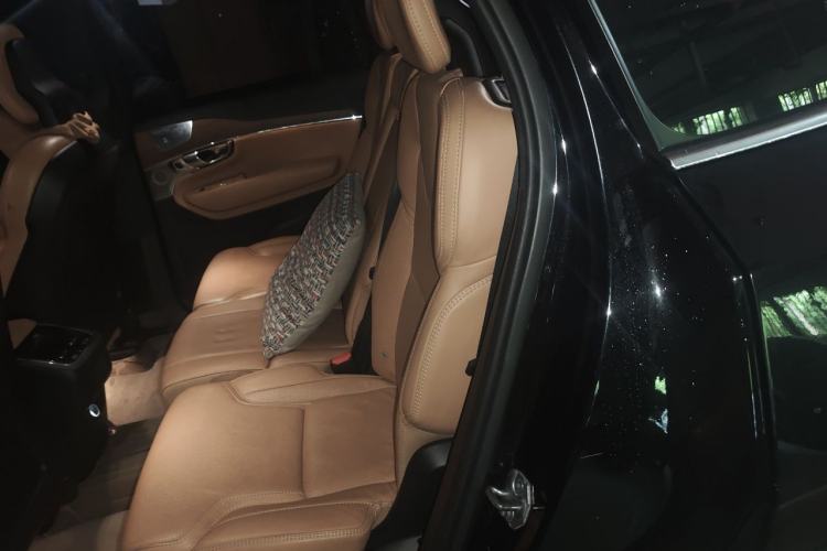 Used Volvo XC90 2018 T6 Prestige 7-Seater Left Rear Seat