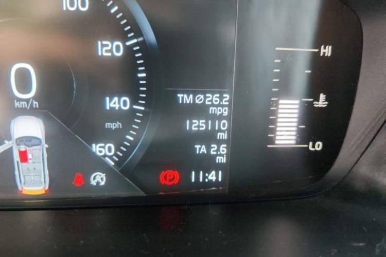 Used Volvo XC90 2018 T5 Zhiyi Edition 7-Seater Odometer Close Up