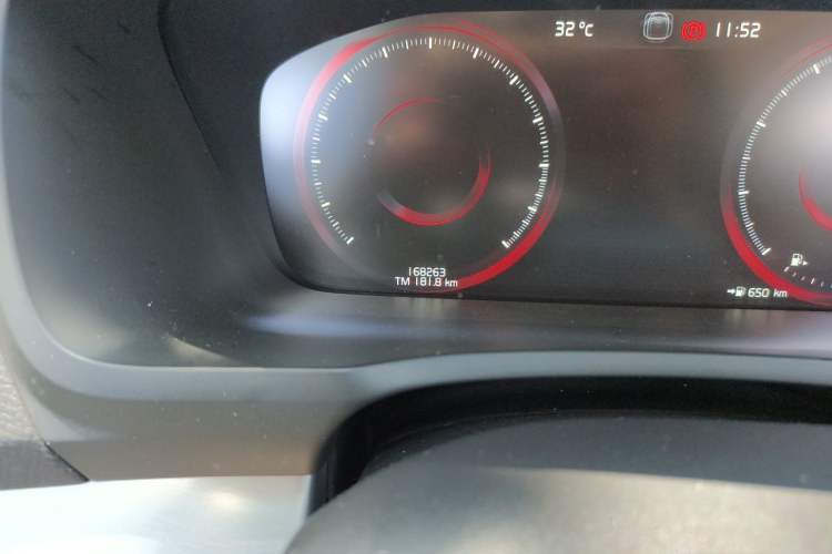 Used Volvo XC90 2018 T6 Zhiyi Edition 5-seater Odometer Close Up