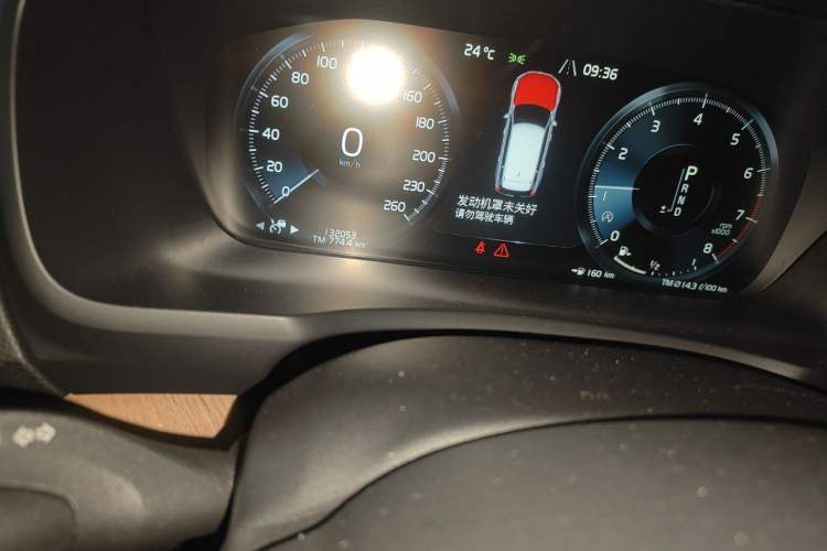 Used Volvo XC90 2018 T6 Zhiyi Edition 7-Seater Odometer Close Up