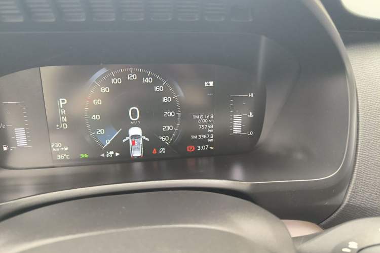 Used Volvo XC90 2018 T5 Zhiyi Edition 5-seater Odometer Close Up