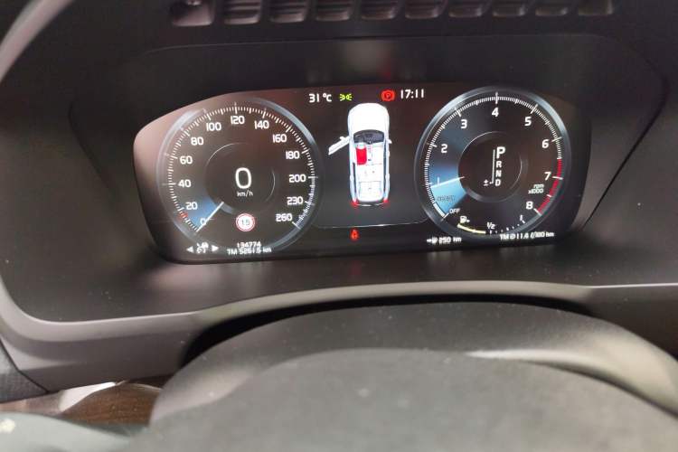 Used Volvo XC90 2018 T6 Zhiyi Edition 7-Seater Odometer Close Up