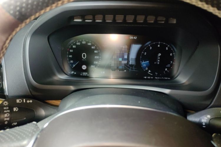 Used Volvo XC90 2018 T6 Zhiyi Edition 5-seater Odometer Close Up