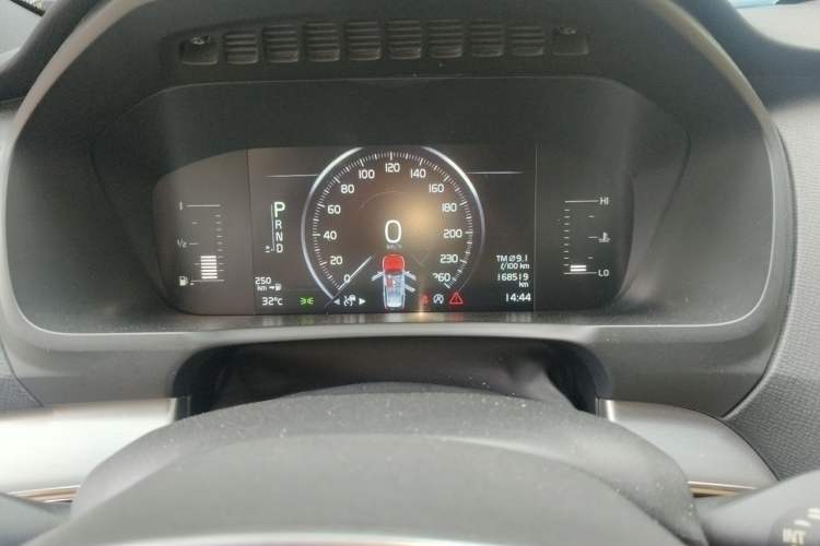 Used Volvo XC90 2018 T5 Zhiyi Edition 5-seater Odometer Close Up