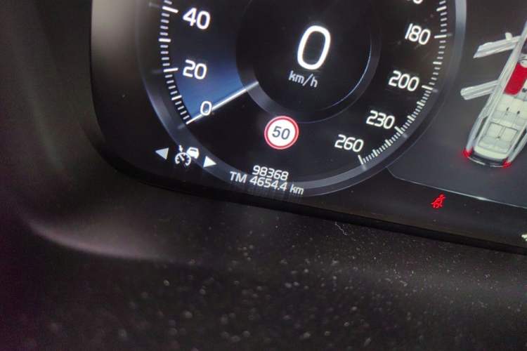 Used Volvo XC90 2018 T6 Zhiya Edition 7-seater Odometer Close Up
