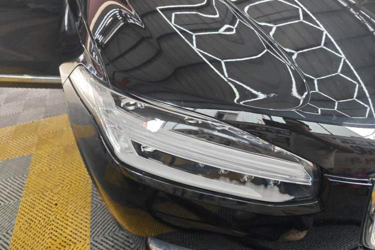 Used Volvo XC90 2018 T6 Zhiya Edition 7-seater Right Front Headlight