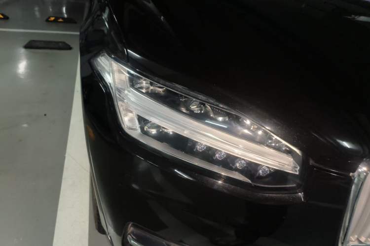 Used Volvo XC90 2018 T5 Zhiyi Edition 7-Seater Right Front Headlight