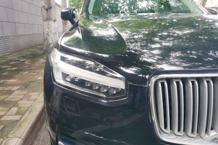 Used Volvo XC90 2018 T6 Prestige 7-Seater Right Front Headlight