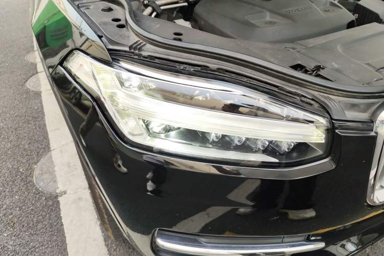 Used Volvo XC90 2018 T6 Zhiyi Edition 7-Seater Right Front Headlight