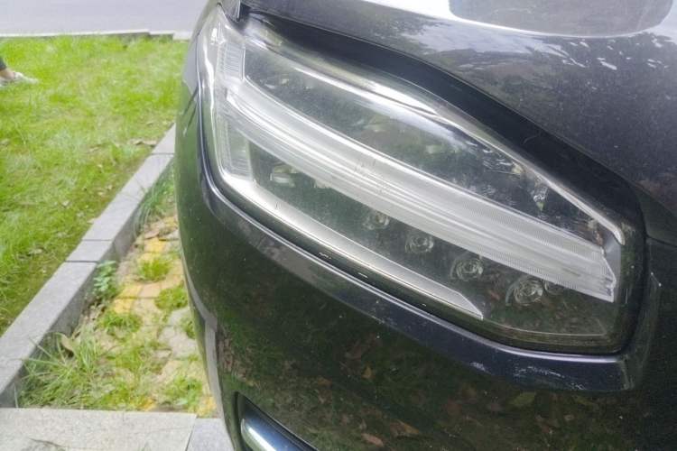 Used Volvo XC90 2018 T5 Zhiyi Edition 5-seater Right Front Headlight