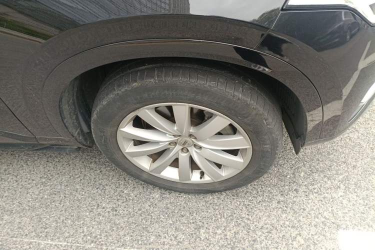 Used Volvo XC90 2018 T6 Zhiyi Edition 7-Seater Right Front Wheel Hub